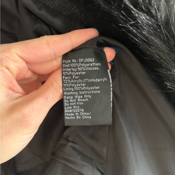 TA Coalition Black Faux Leather Jacket w/ Luxe Faux Fur Collar | Y2K Glam Size S - Picture 3 of 6
